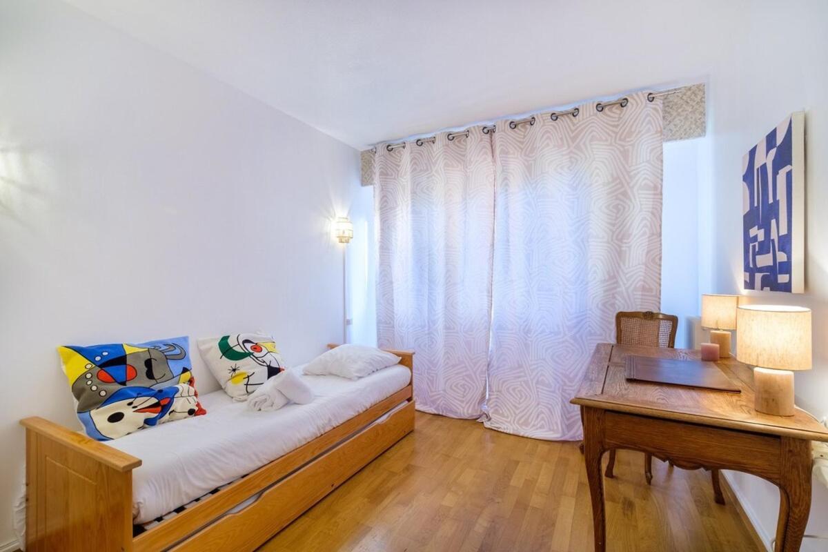 Apartment Le Riviera ~ Jardin ~ Parking ~ Climatisation *